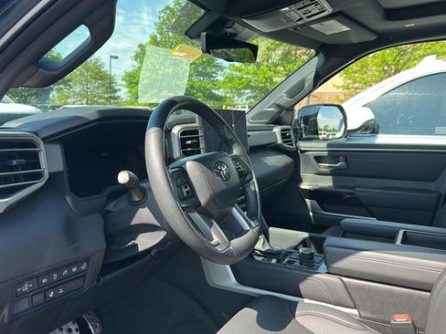 Used 2025 Toyota Tundra Limited w/ TRD Off-Road Package AWD/4WD image 2