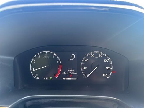 Used 2024 Honda CR-V EX image 14