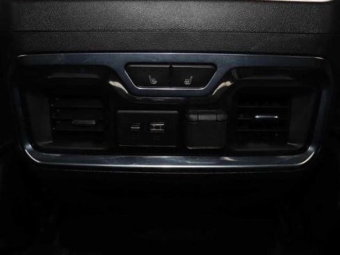 Used 2021 GMC Sierra 3500 AT4 w/ AT4 Premium Plus Package image 28