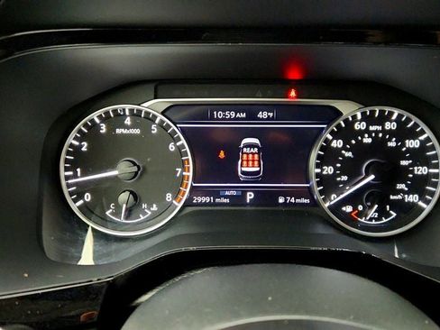 Used 2024 Nissan Pathfinder SV image 14