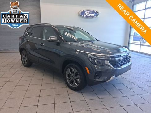 Used 2024 Kia Seltos S AWD/4WD image 1