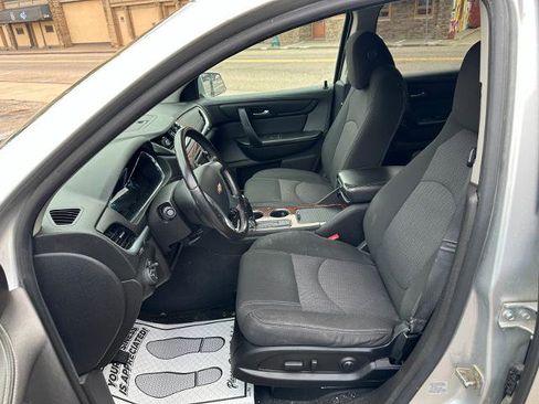 Used 2014 Chevrolet Traverse LT AWD/4WD image 13