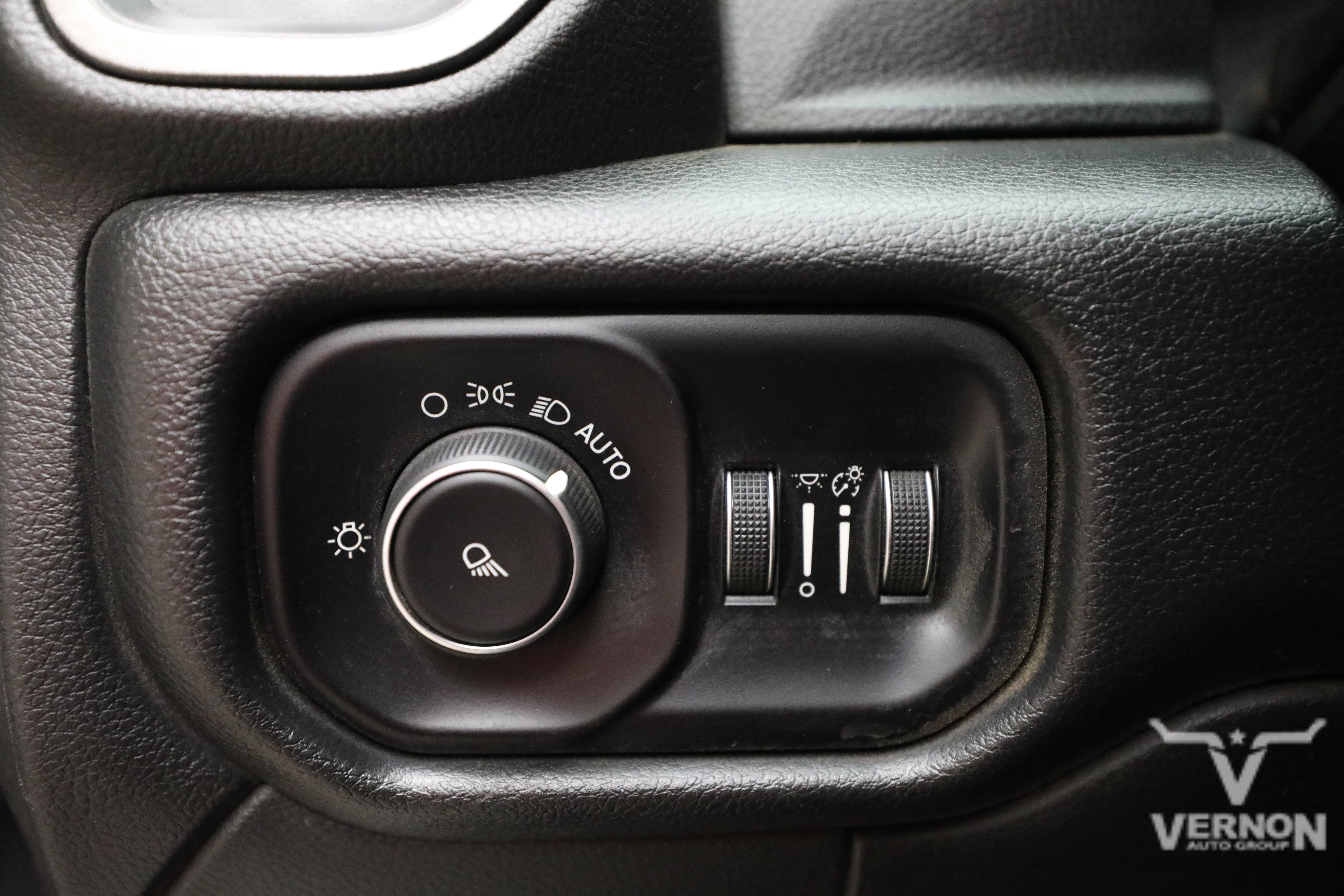 Used 2019 RAM 3500 Tradesman AWD/4WD image 15