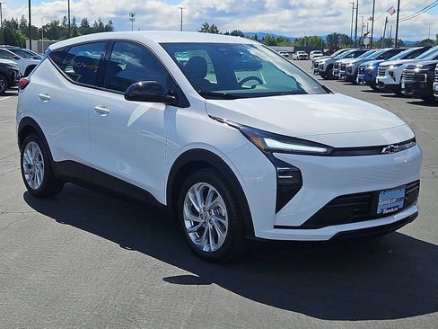 New 2027 Chevrolet Bolt LT FWD image 8
