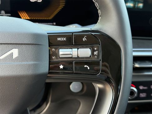 New 2026 Kia Sorento S w/ S Panoramic Sunroof Package image 29