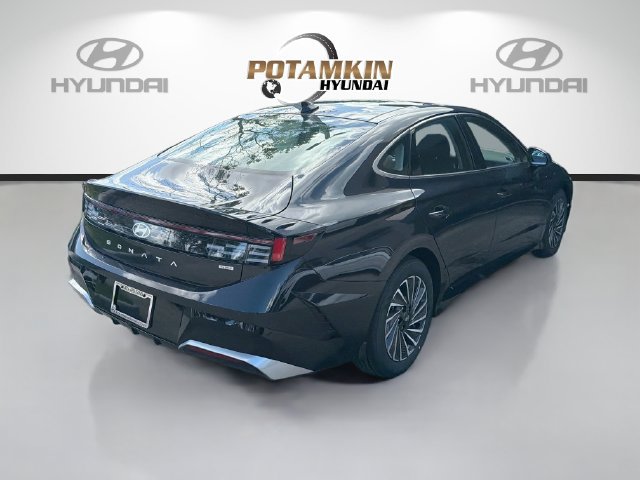 New 2026 Hyundai Sonata SEL FWD image 5