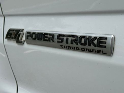 Used 2022 Ford F250 Lariat w/ Lariat Value Package AWD/4WD image 6