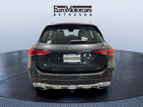 Used 2025 Mercedes-Benz GLC 350e 4MATIC w/ Driver Assistance Package image 4
