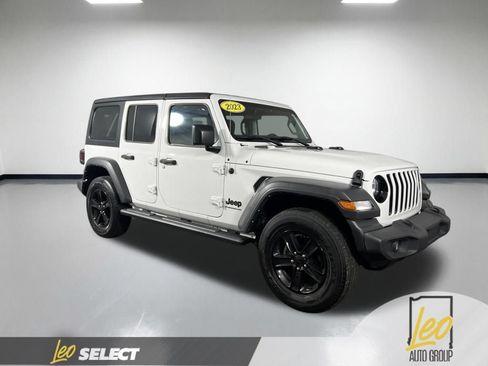 Used 2023 Jeep Wrangler Unlimited Sport AWD/4WD image 7