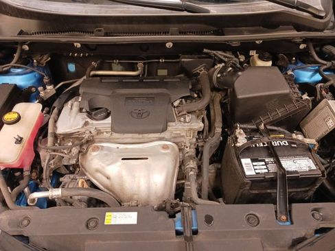 Used 2017 Toyota RAV4 LE image 28