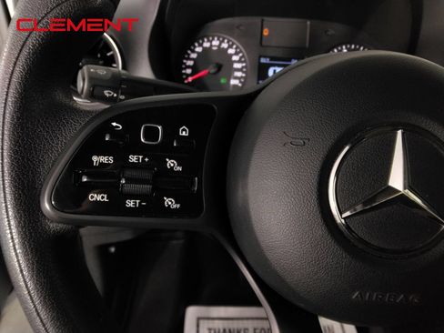 Used 2023 Mercedes-Benz Sprinter 2500 image 13