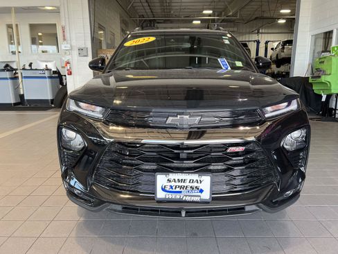 Used 2022 Chevrolet TrailBlazer RS FWD image 2