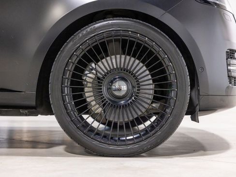Used 2023 Land Rover Range Rover SE image 22