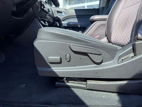 Used 2021 Chevrolet Colorado Z71 image 13