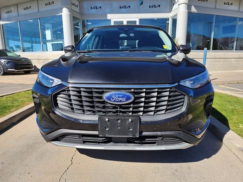 Used 2024 Ford Escape Active image 2