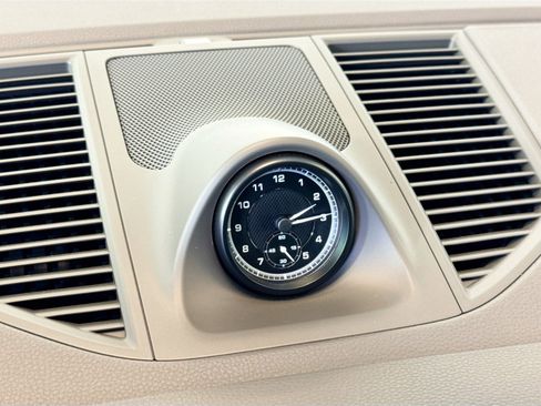 Certified 2025 Porsche Macan image 29