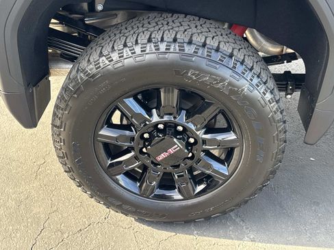 New 2026 GMC Sierra 2500 AT4 w/ AT4 Premium Plus Package image 30
