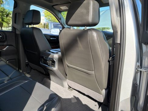 Used 2020 GMC Sierra 1500 SLT image 21