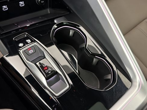 Certified 2025 Audi Q5 Premium w/ Convenience Package AWD/4WD image 19