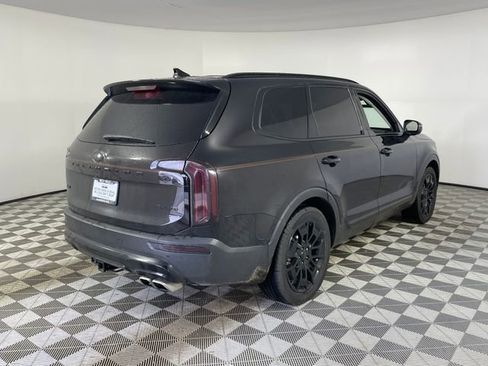 Used 2021 Kia Telluride EX w/ EX Premium Package image 18