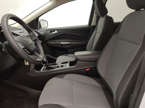 Used 2018 Ford Escape SE FWD image 17