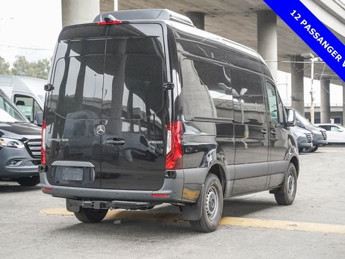 Used 2024 Mercedes-Benz Sprinter 2500 image 6