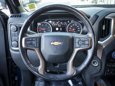 Used 2022 Chevrolet Silverado 2500 High Country image 21