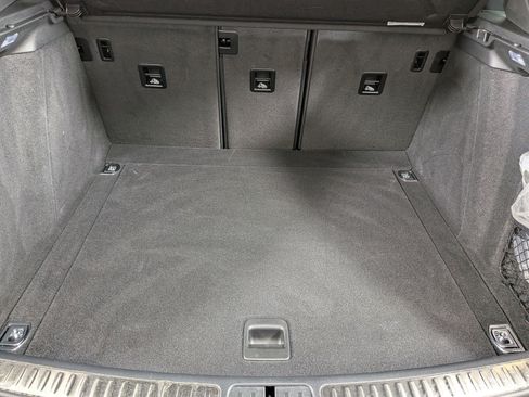 Certified 2026 Porsche Macan AWD/4WD image 22