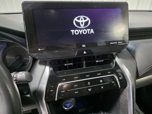 Used 2021 Toyota Venza Limited AWD/4WD image 13