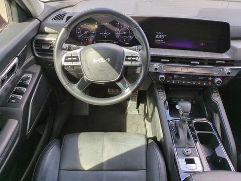 Used 2023 Kia Telluride SX FWD image 12