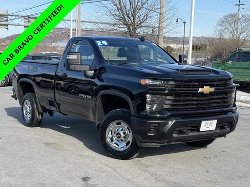 Used 2024 Chevrolet Silverado 2500 W/T image 1