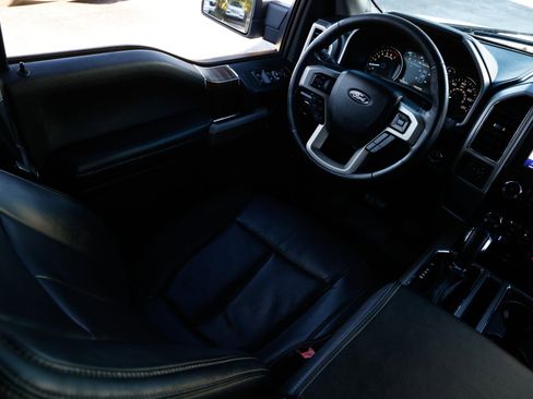 Used 2020 Ford F150 Lariat image 25