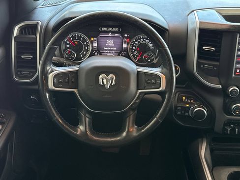 Used 2020 RAM 1500 Big Horn AWD/4WD image 17