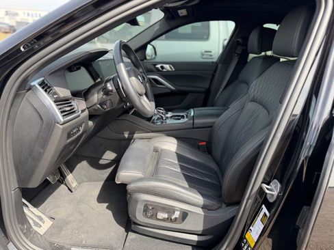 Used 2023 BMW X6 M50i w/ Executive Package image 2