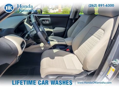 Used 2024 Honda HR-V LX image 8