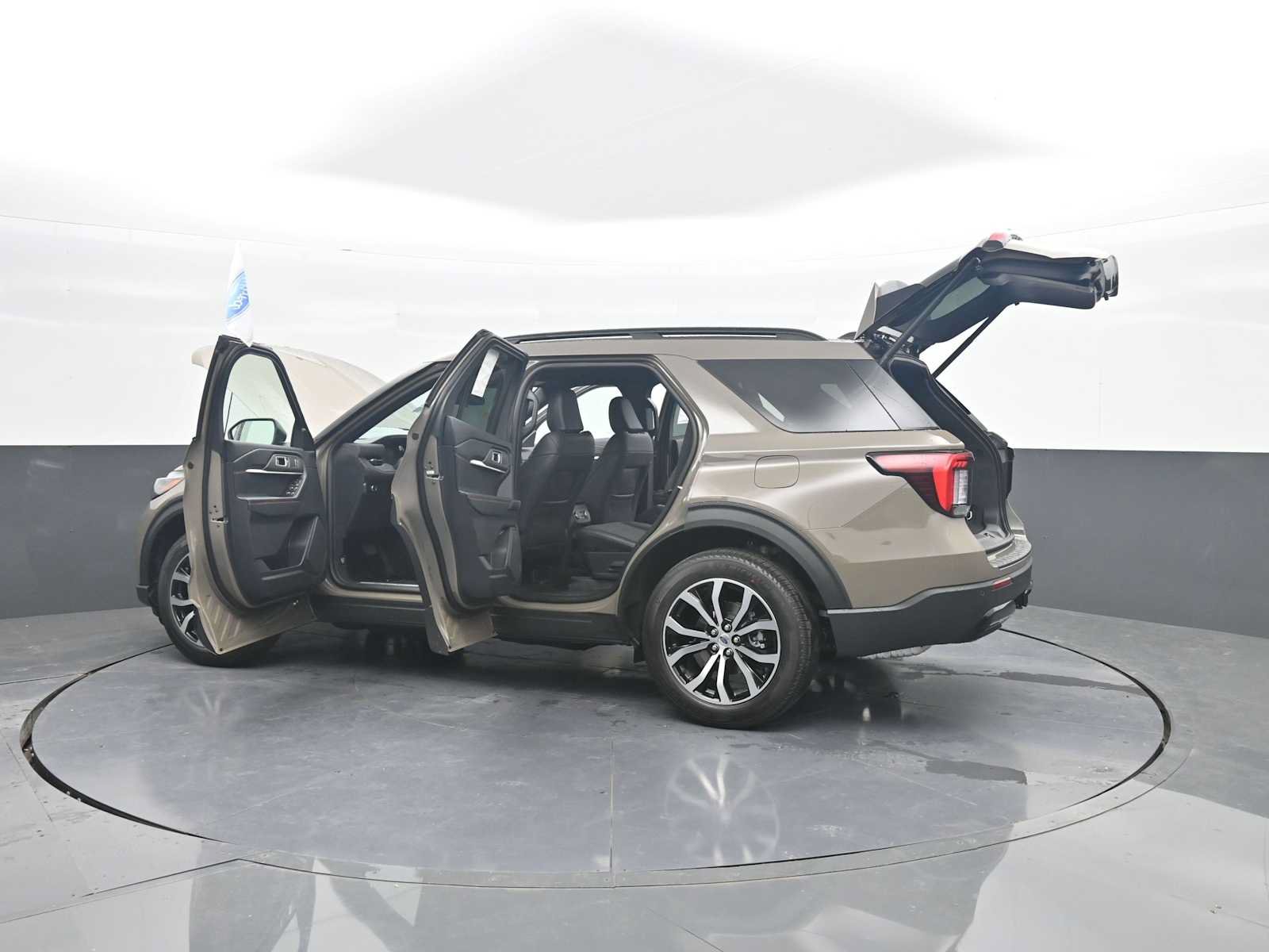 New 2026 Ford Explorer ST-Line AWD/4WD image 71