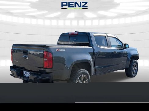 Used 2017 Chevrolet Colorado Z71 AWD/4WD image 7