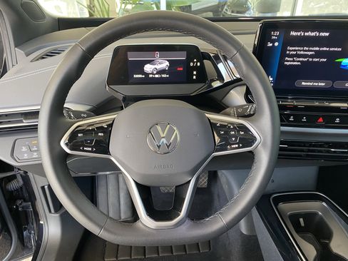 Used 2023 Volkswagen ID.4 Pro S AWD/4WD image 22