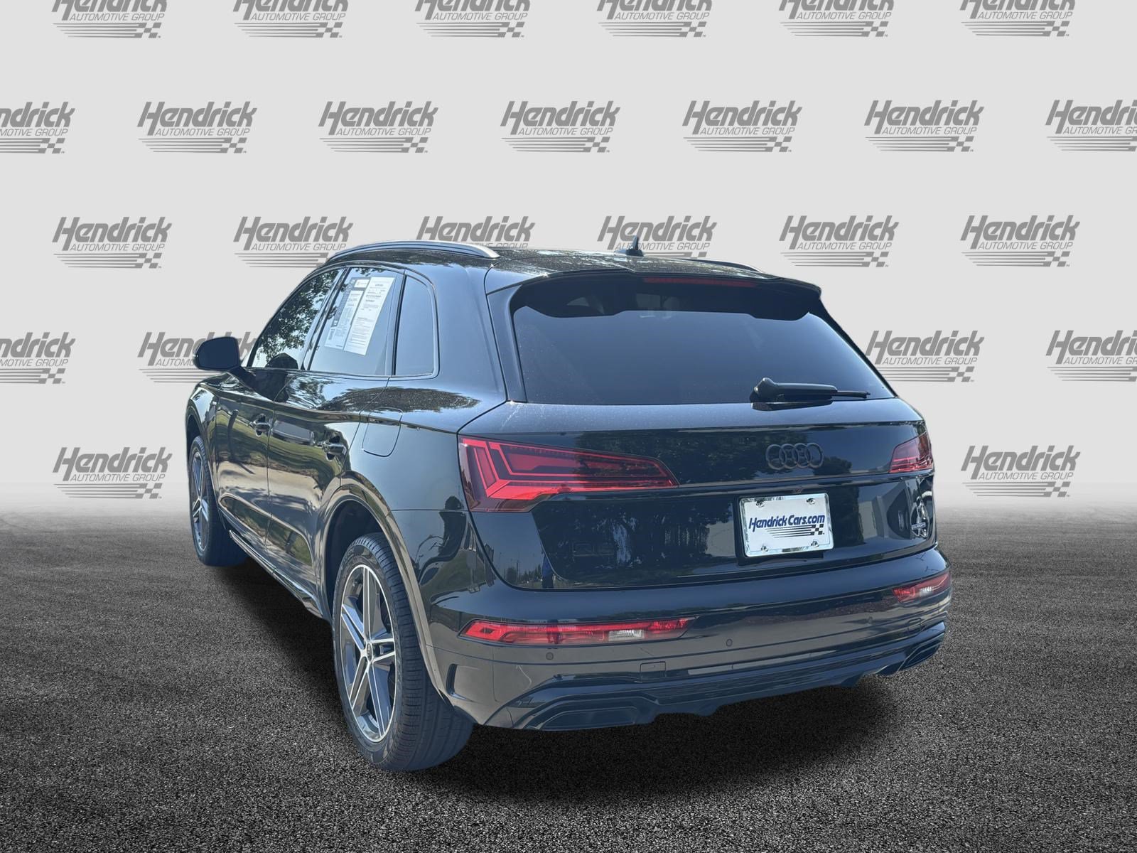 Certified 2024 Audi Q5 e Premium Plus w/ Premium Plus Package AWD/4WD image 8