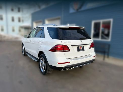 Used 2017 Mercedes-Benz GLE 350 4MATIC image 5