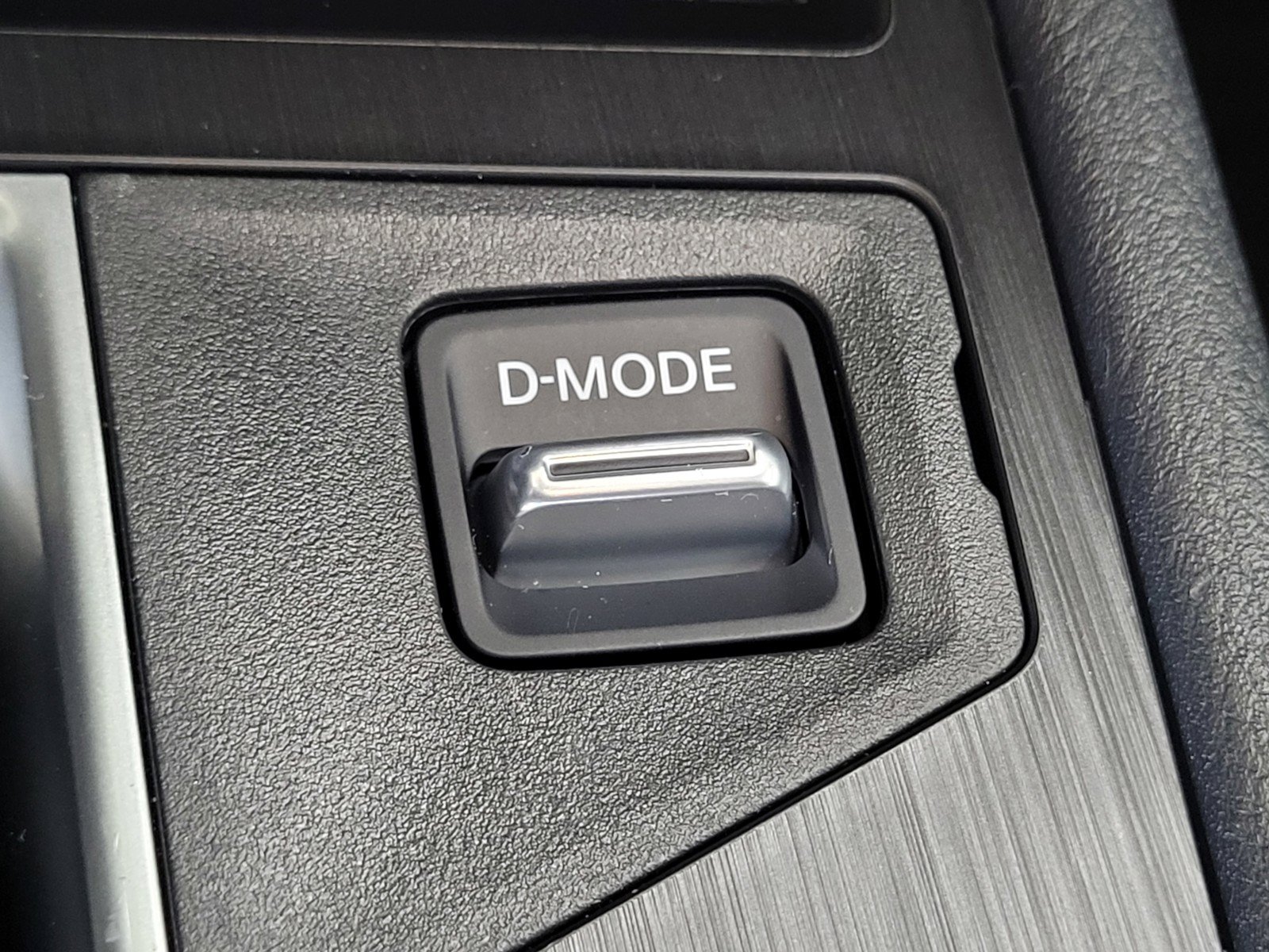 Certified 2026 Nissan Kicks SV FWD image 8