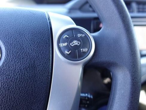 Certified 2016 Toyota Prius C Three image 15