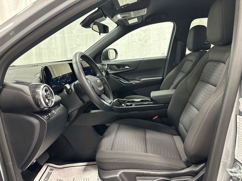 Used 2026 Chevrolet Equinox LT FWD image 14
