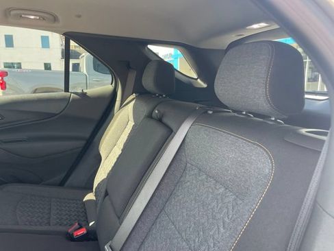 Used 2023 Chevrolet Equinox LT FWD image 18