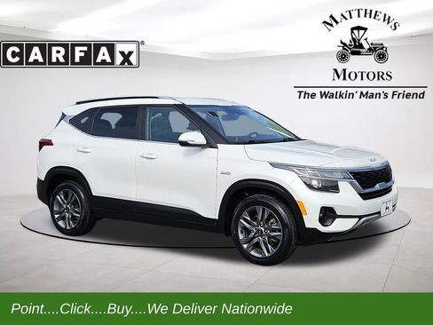 Used 2023 Kia Seltos S w/ Navigation Package AWD/4WD image 1