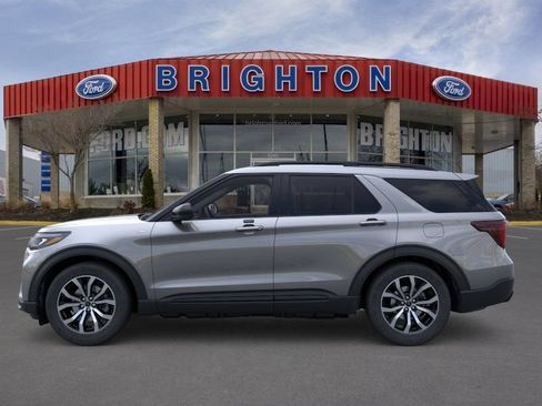 Used 2026 Ford Explorer ST-Line AWD/4WD image 2