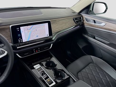 New 2026 Volkswagen Atlas SEL Premium R-Line image 24