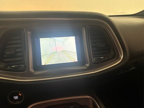 Used 2019 Dodge Challenger R/T RWD image 36
