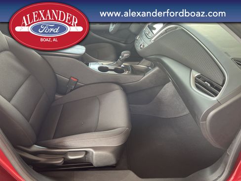 Used 2024 Chevrolet Malibu LT image 13