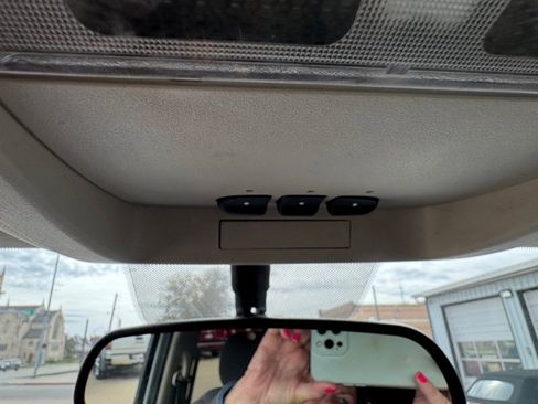 Used 2009 Chevrolet Silverado 2500 LT w/ Exterior Plus Package image 11